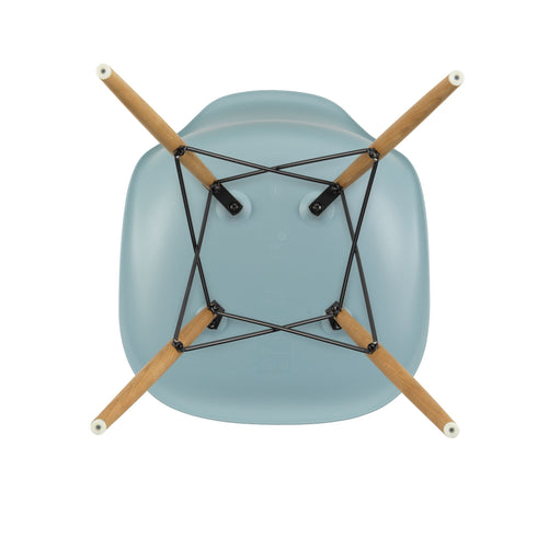 Cadeira Eames em Plástico DSW / Base maple